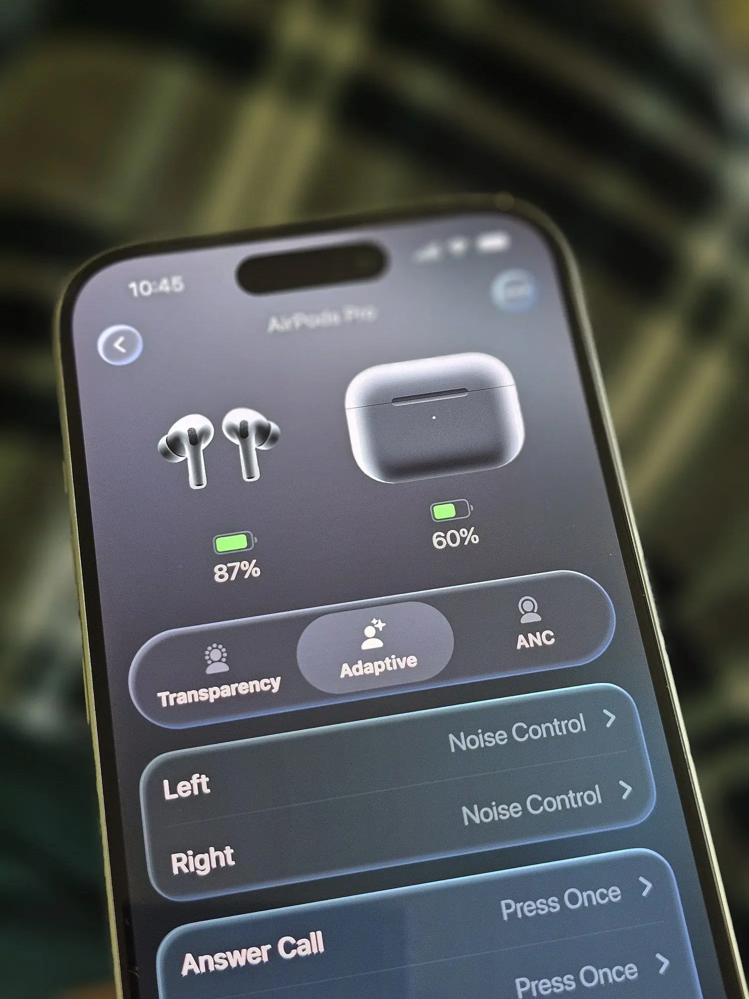 تسريب واجهة iOS 26: تصميم واجهة جديد كليًا بتقنية Glass Material UI 1 واجهة iOS 26
