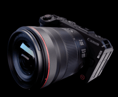 Canon تكشف النقاب عن أول عدسة زوم كهربائية كاملة الإطار مع كام
