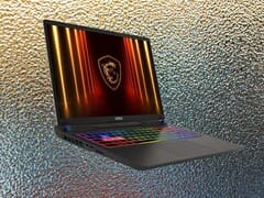 لابتوب الألعاب MSI Vector 16 HX AI مع بطاقة RTX 5070 Ti بسعر مذهل 1 لابتوب الألعاب MSI Vector 16 HX AI مع بطاقة RTX 5070 Ti بسعر مذهل