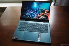 تخفيض كبير على لابتوب Lenovo Yoga 7 مع شاشة OLED ومعالج AMD Ry